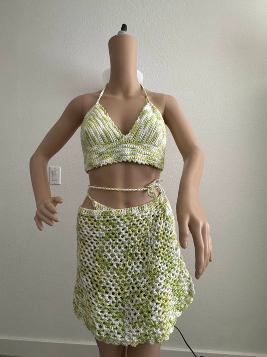 Bikini top and wrap set